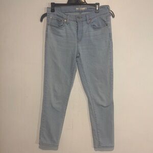 Levi's Women's Light Blue Skinny Jeans